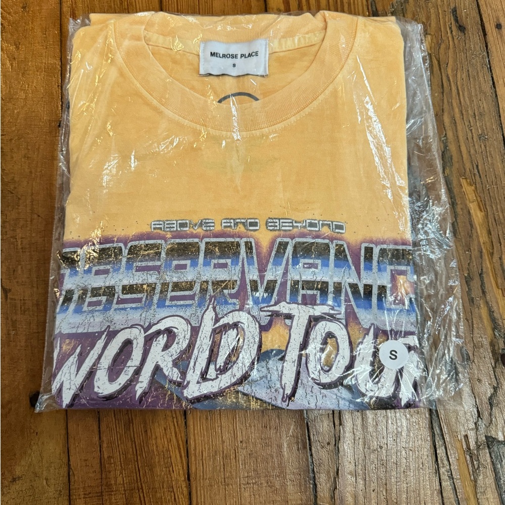 Observance World Tour 2024 Short Sleeve Tee - Pale Yellow - Picture 4 of 6